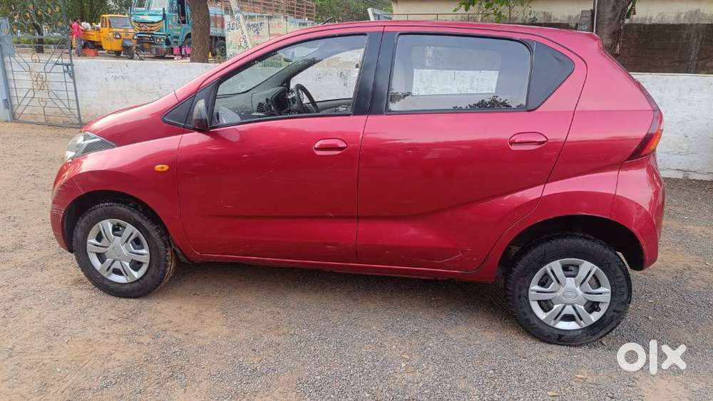 Datsun Redigo T Option, 2016, Petrol