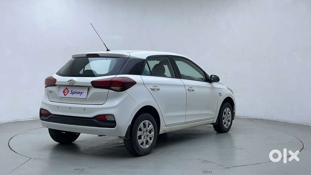 Hyundai Elite I20 Magna 1.4 At, 2018, Petrol