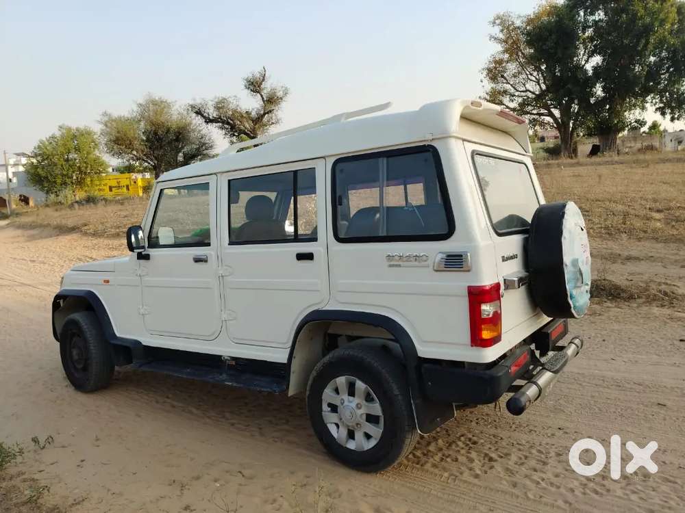 टैपर बोलेरो फर्स्ट पार्टी कंपनी फिटेड एसी न्यू टायर गुड कंडीशन