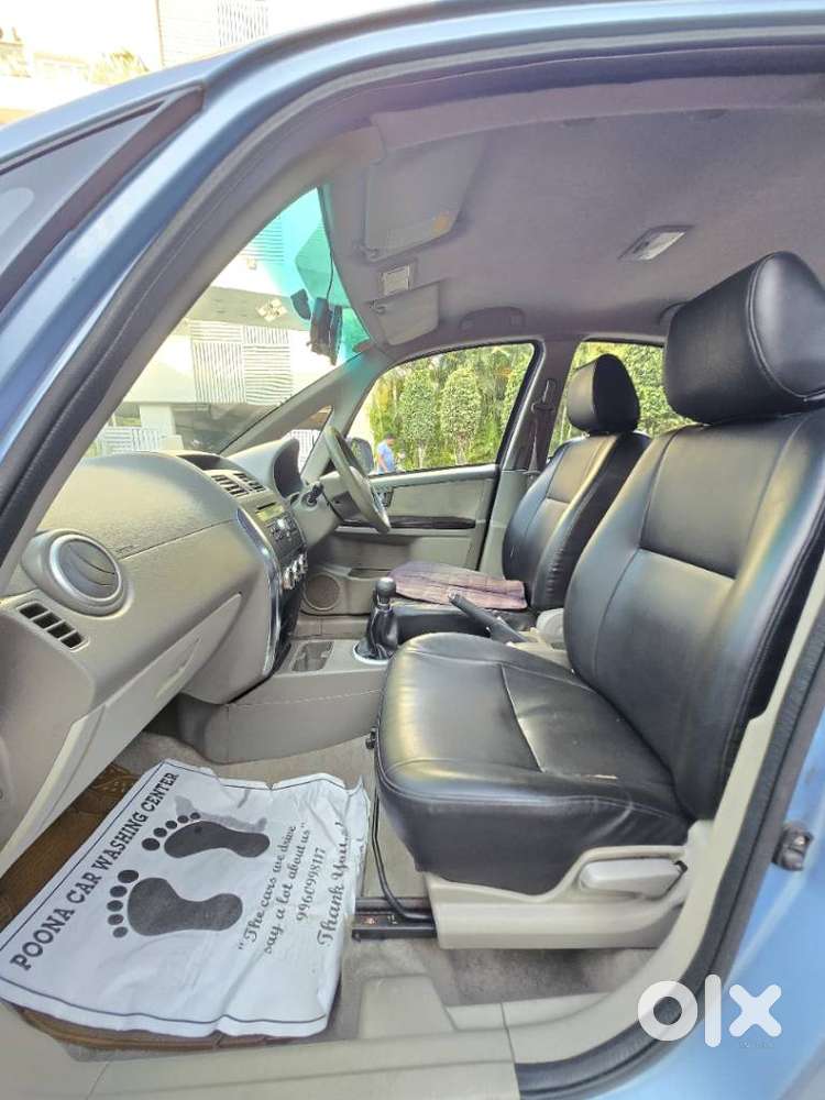 Maruti Suzuki Sx4 Zxi Mt Bsiv Leather, 2010, Petrol