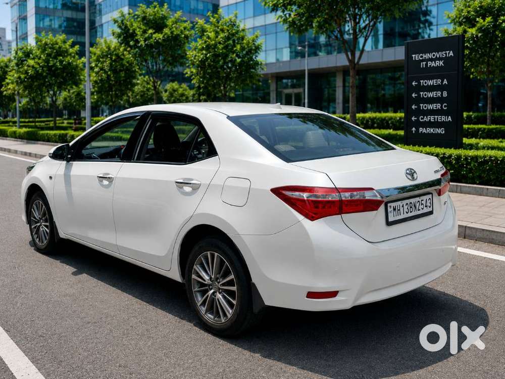 Toyota Corolla Altis, 2014, Petrol