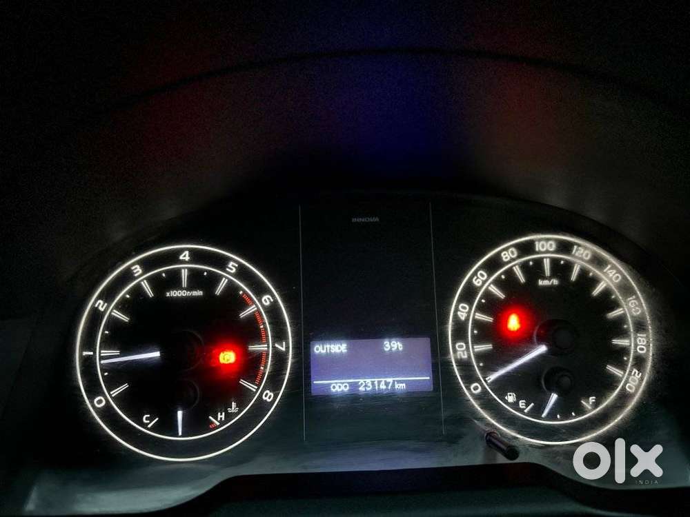 Toyota Innova Crysta 2.7 Gx Limited Edition 8 Str, 2023, Petrol