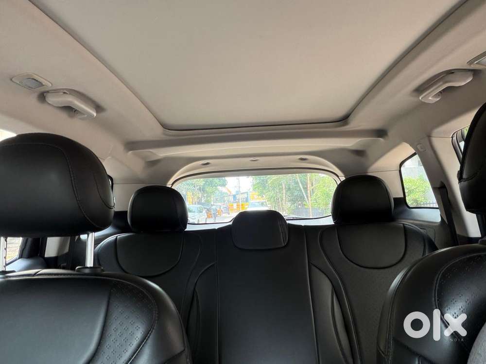 Mahindra Xuv700 2.2 Ax 5 Diesel Mt Str, 2021, Diesel