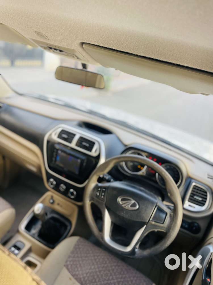 Mahindra Tuv 300 T8, 2017, Diesel