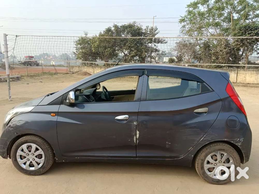 Hyundai Eon 2015 Petrol 21000 Km Driven Well Maintained