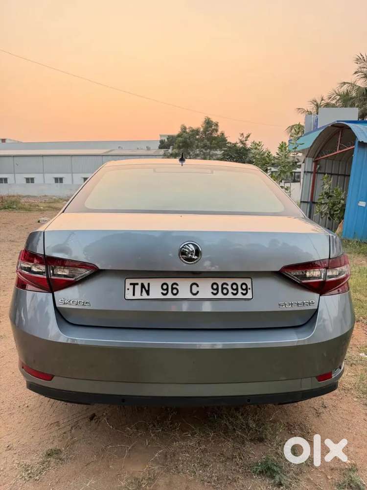 Skoda Superb 2019 Diesel 89000 Km Driven
