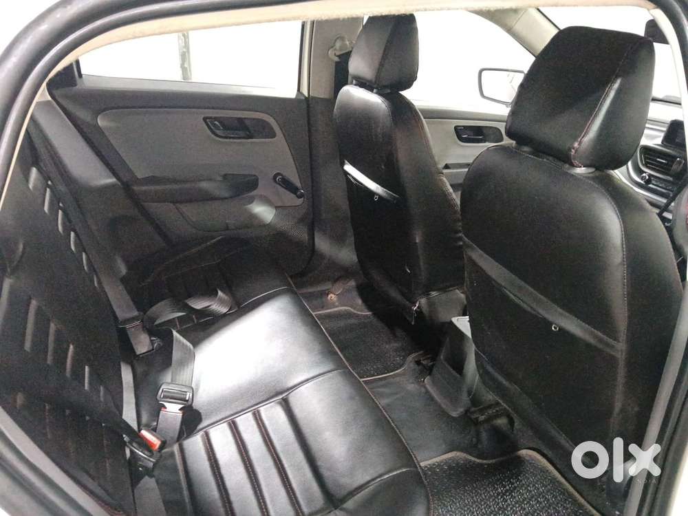 Tata Altroz 1.2 Xe Rhytm Petrol, 2020, Petrol