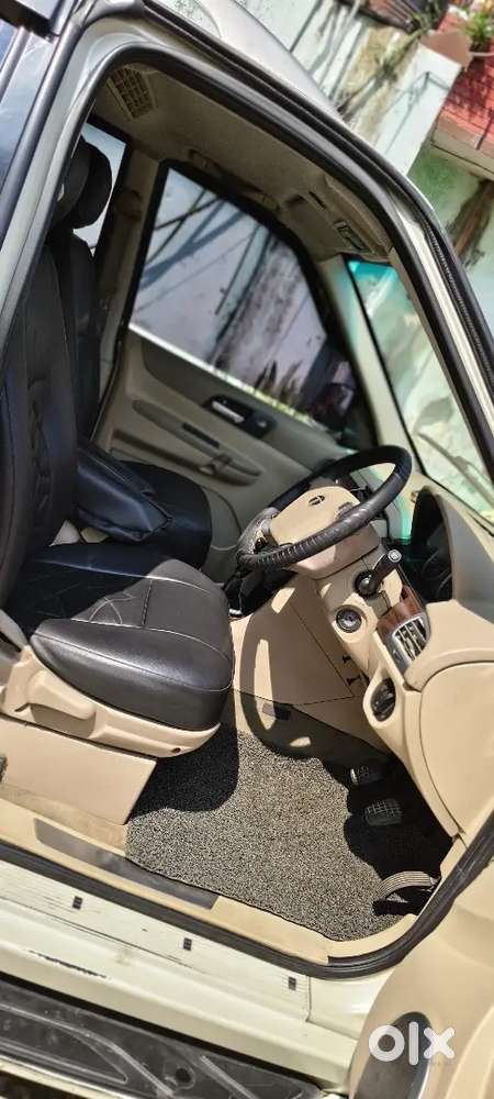 Tata Safari Storme 2013 Diesel 92000 Km Driven