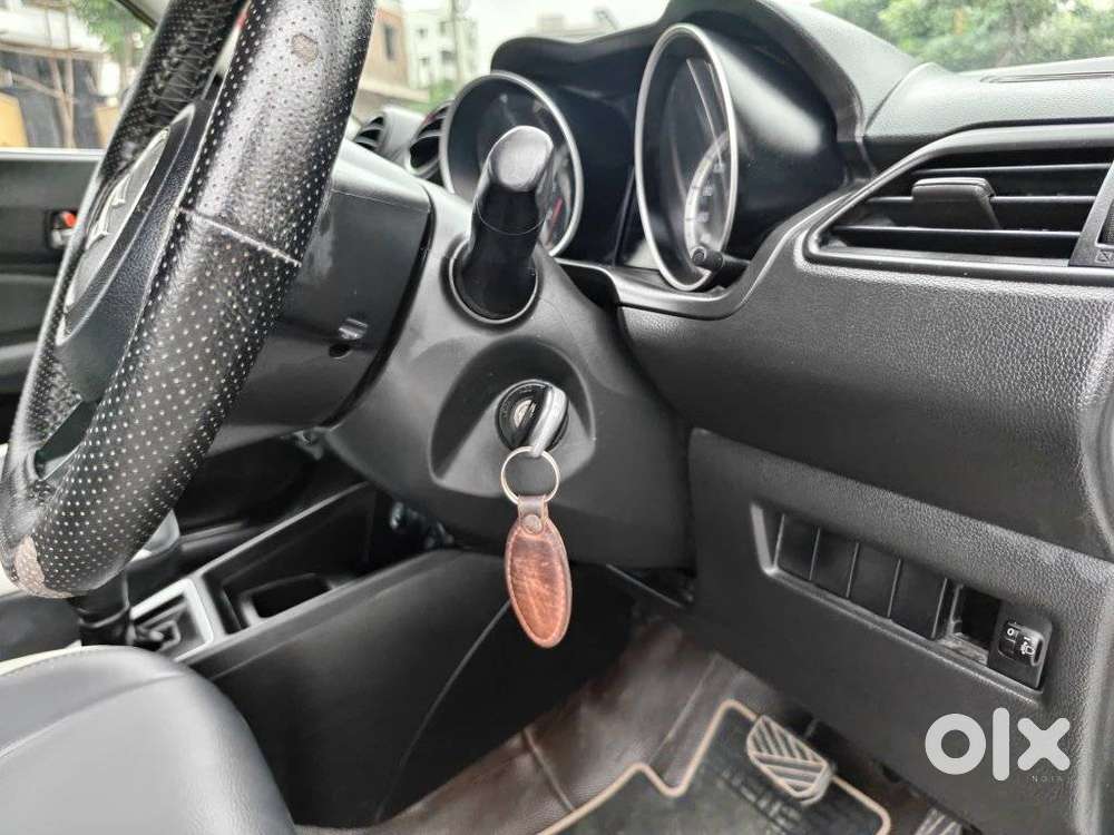 Maruti Suzuki Swift Vxi, 2020, Petrol
