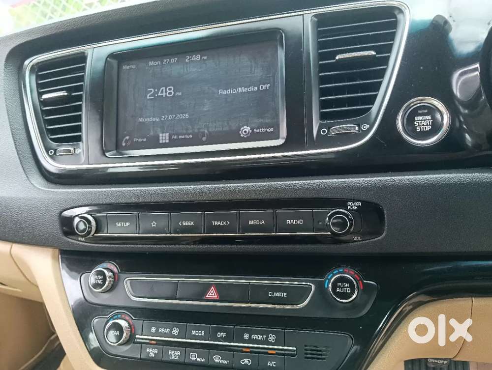 Kia Carnival Prestige, 2021, Diesel