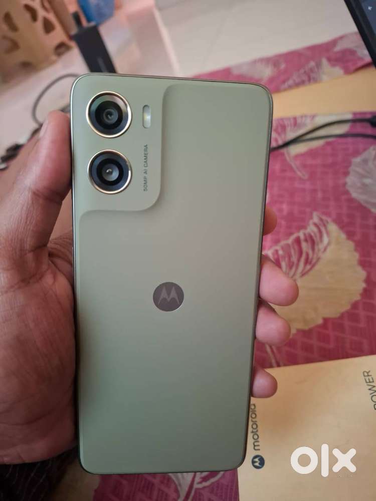 Brand New Moto g 06 power 1 day old