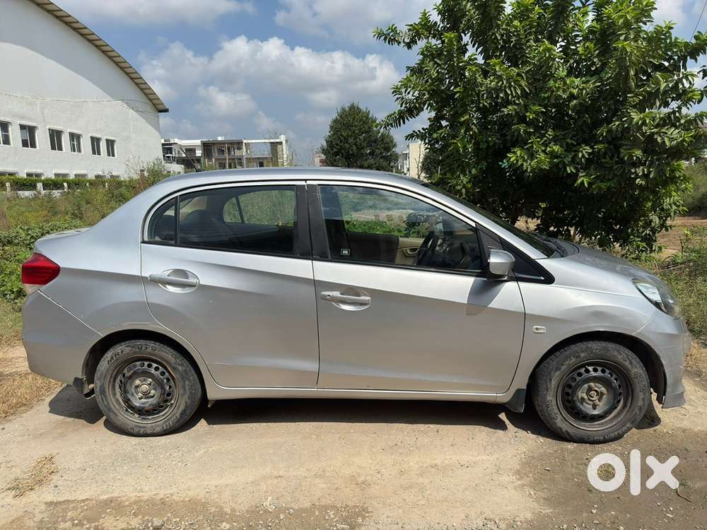 Honda Amaze 2013 Diesel Well Maintained