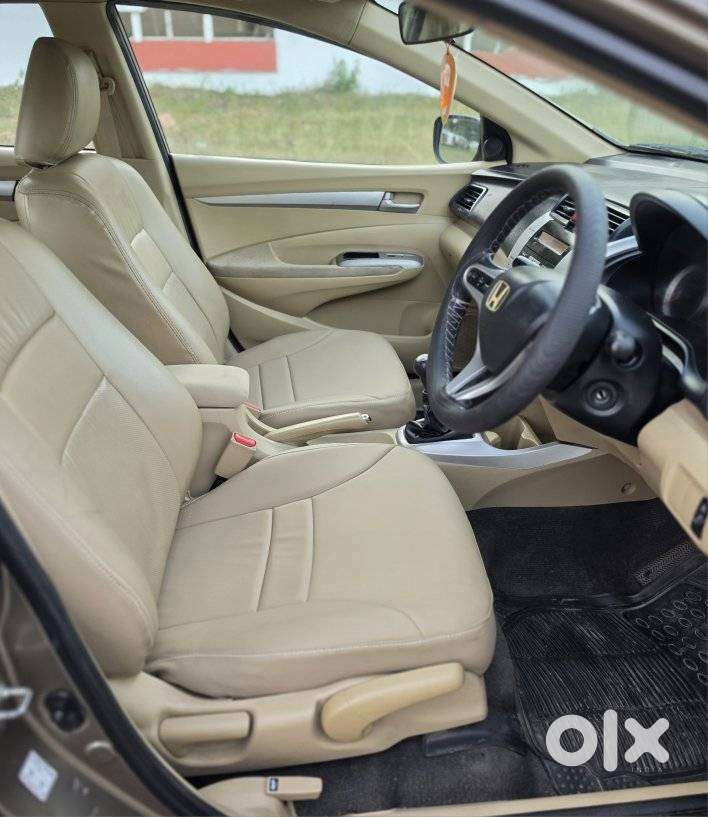 Honda City V Mt Exclusive, 2010, Petrol