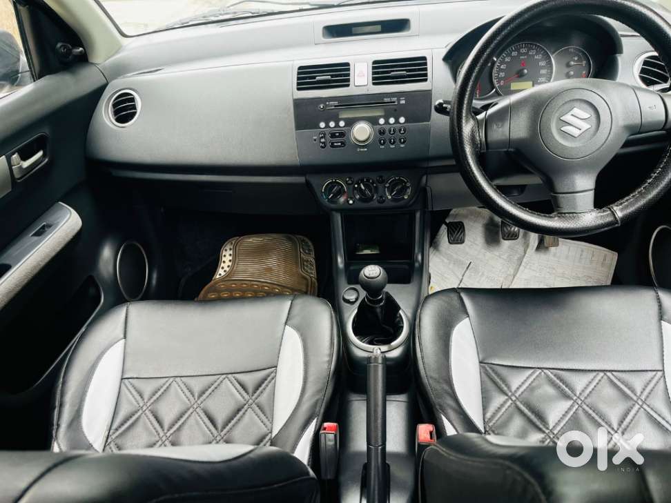 Maruti Suzuki Swift Dzire 1.2 Vxi Bsiv, 2011, Petrol