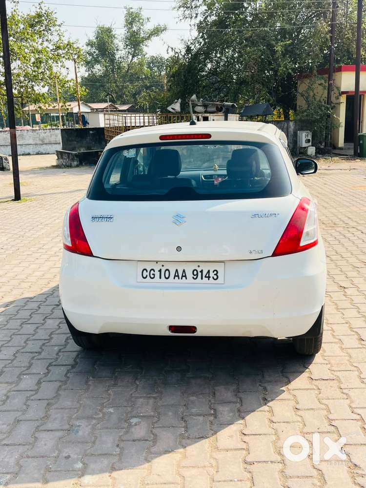 Maruti Suzuki Swift Vxi + Manual, 2015, Petrol