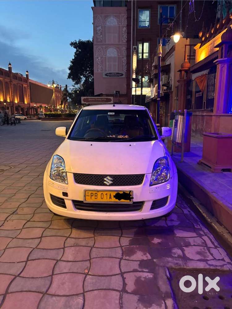 Maruti Suzuki Dzire 2015 Diesel Well Maintained