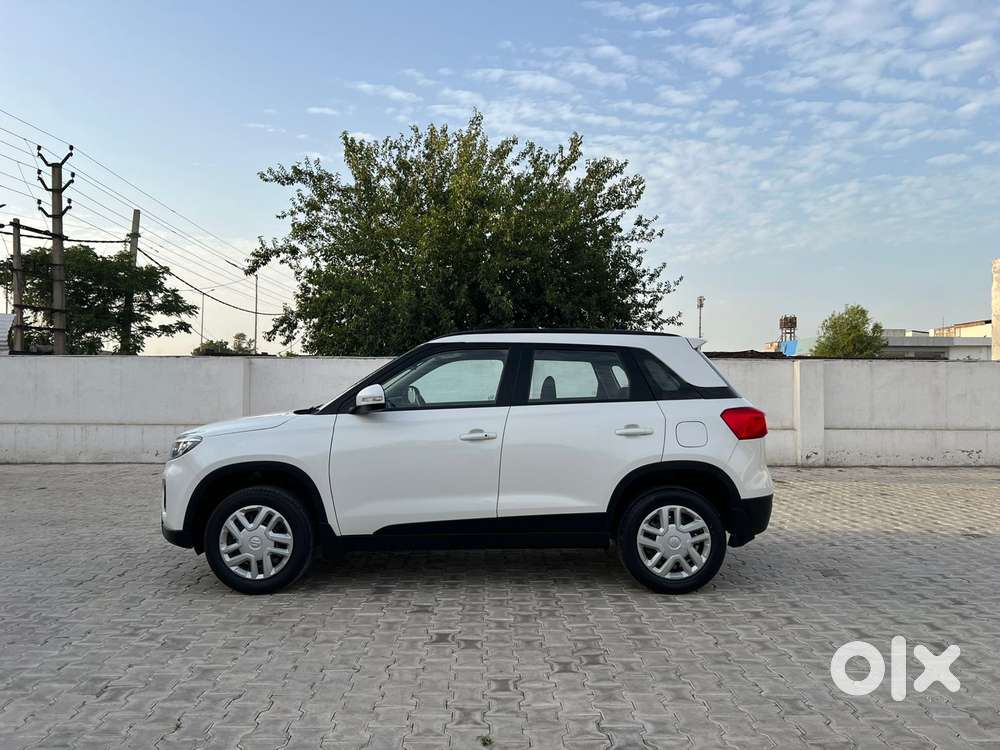 Maruti Suzuki Brezza 1.5 Vxi Smart Hybrid, 2022, Petrol