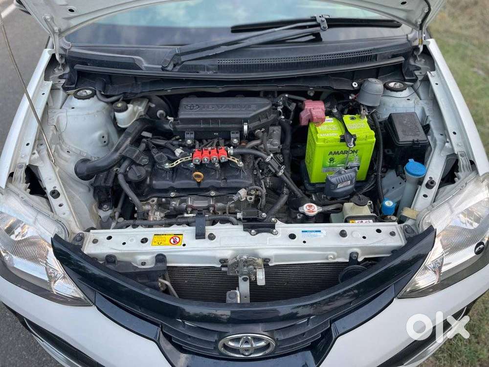 Toyota Etios Liva 1.2 V Dual Tone, 2019