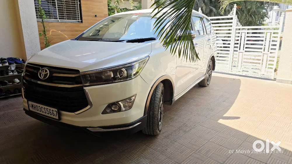 Toyota Innova Crysta 2.8 Touring Sport