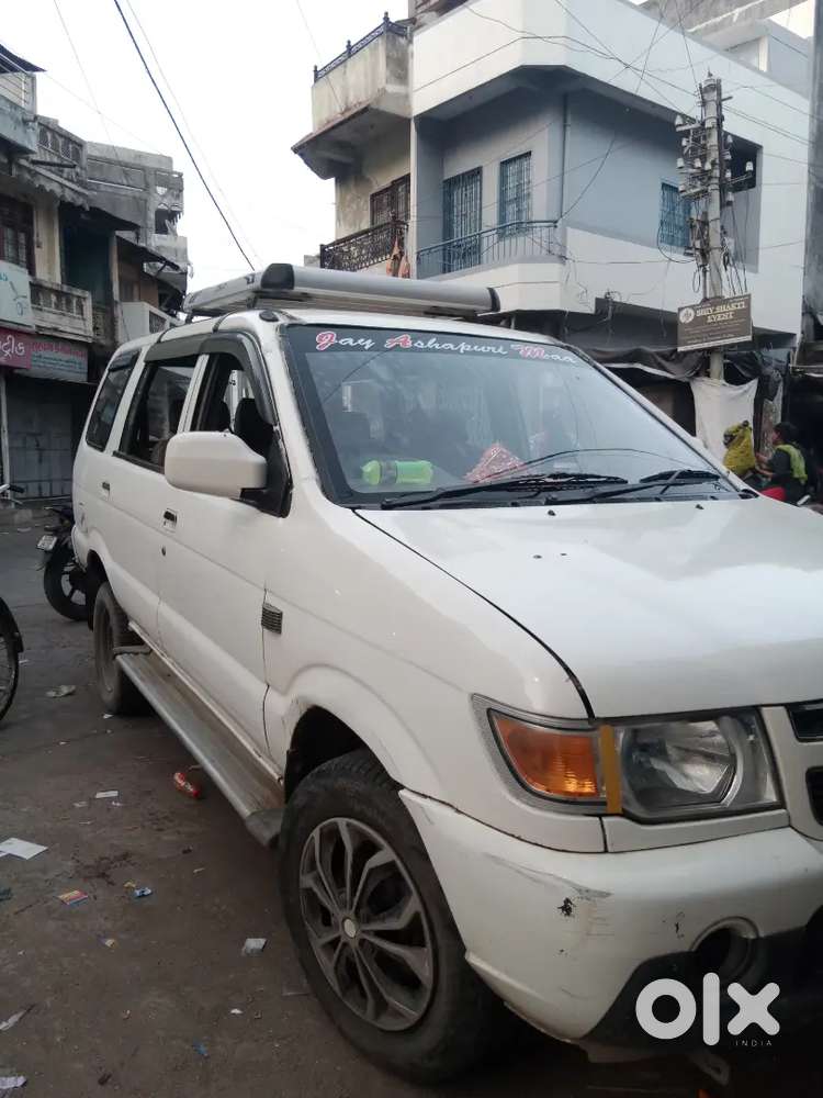 Chevrolet Tavera Ls 2012