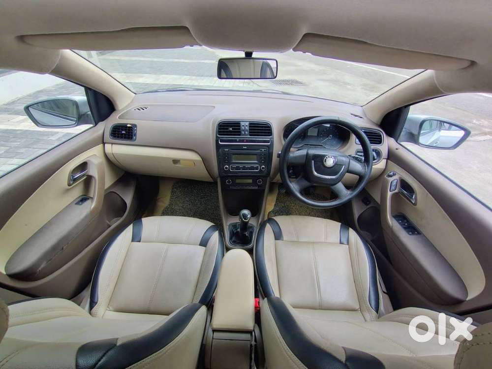 Skoda Rapid 1.6 Elegance Tdi At, 2012, Diesel