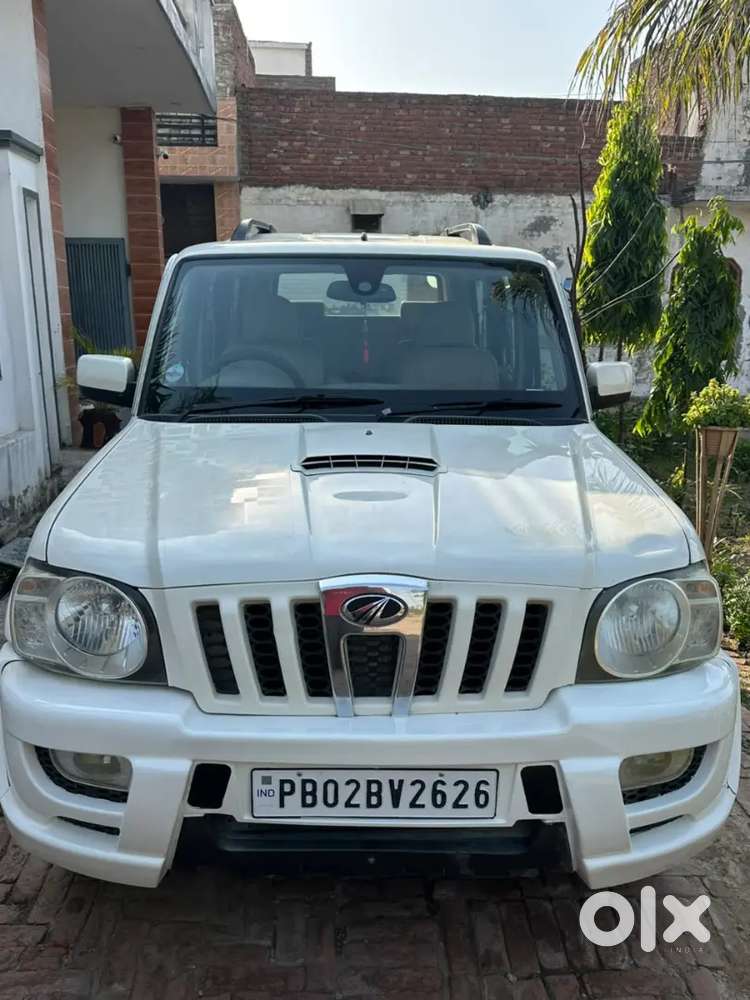 Mahindra Scorpio 2013 Diesel Well Maintained