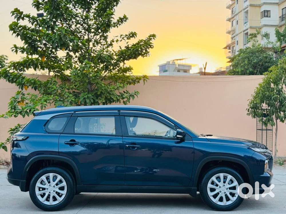 Maruti Suzuki Grand Vitara 1.5 Delta Smart Hybrid At, 2025, Petrol