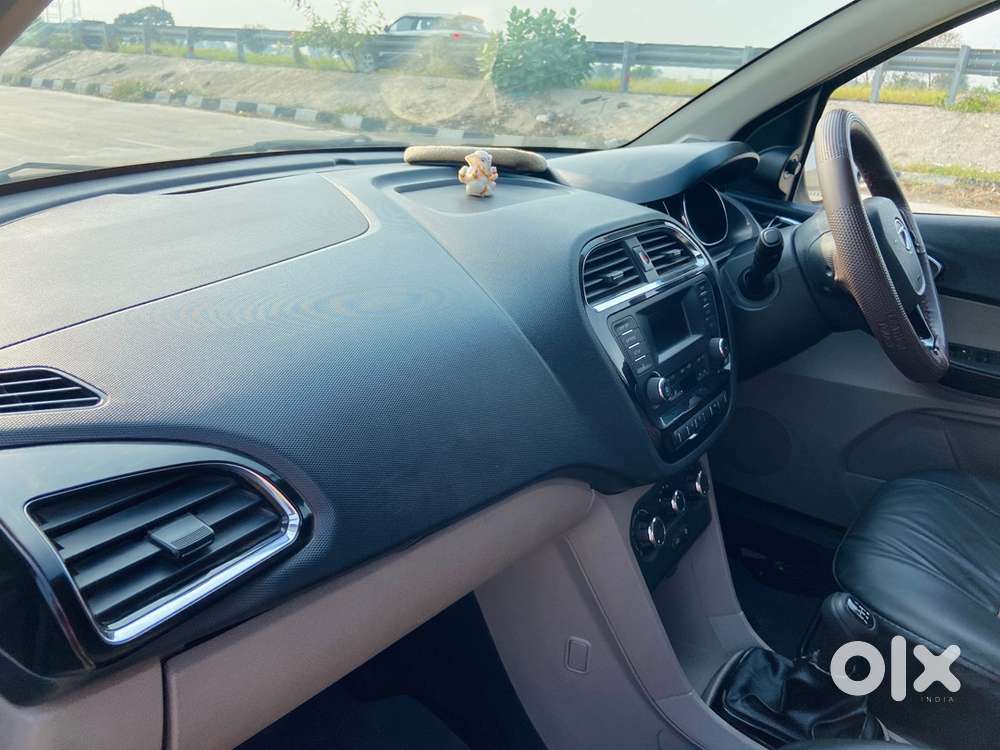 Tata Tiago Petrol 2018