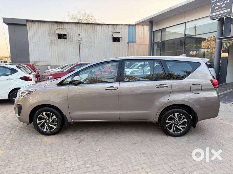 Toyota Innova Crysta 2.4 Gx Mt, 2021, Diesel