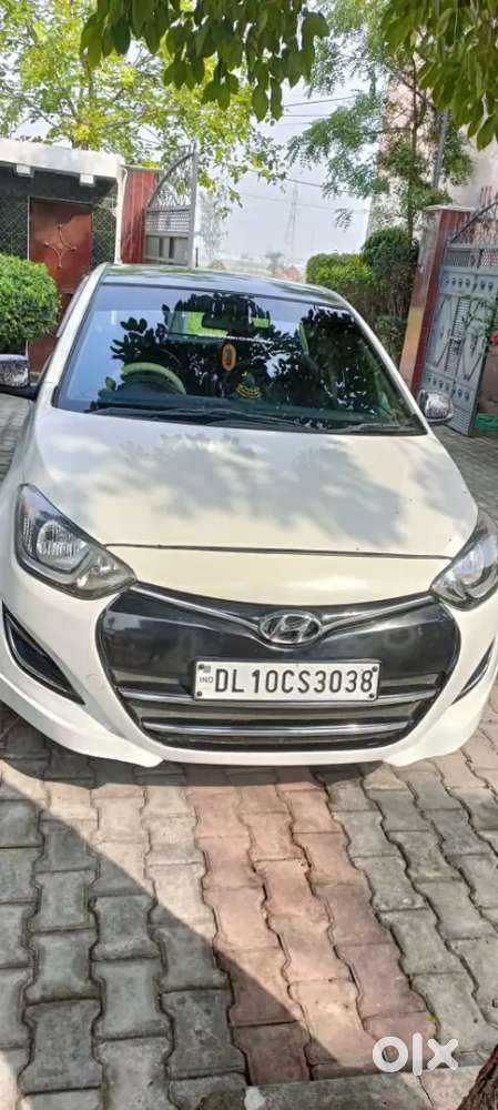 Hyundai I20 Magna Optional 2014 Cng & Petrol Well Maintained