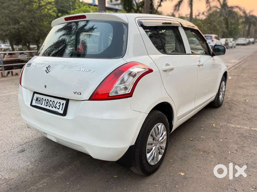 Maruti Suzuki Swift Lxi Option, 2013, Petrol