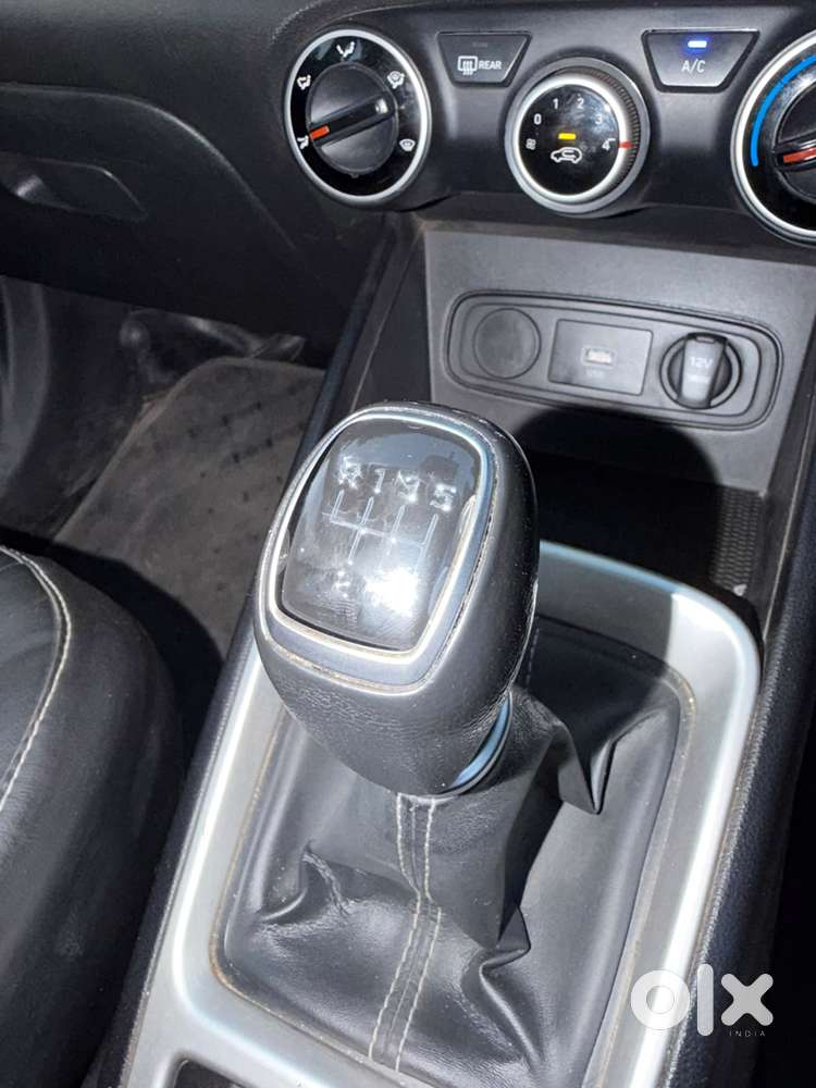 Hyundai Venue S Diesel, 2020, Diesel