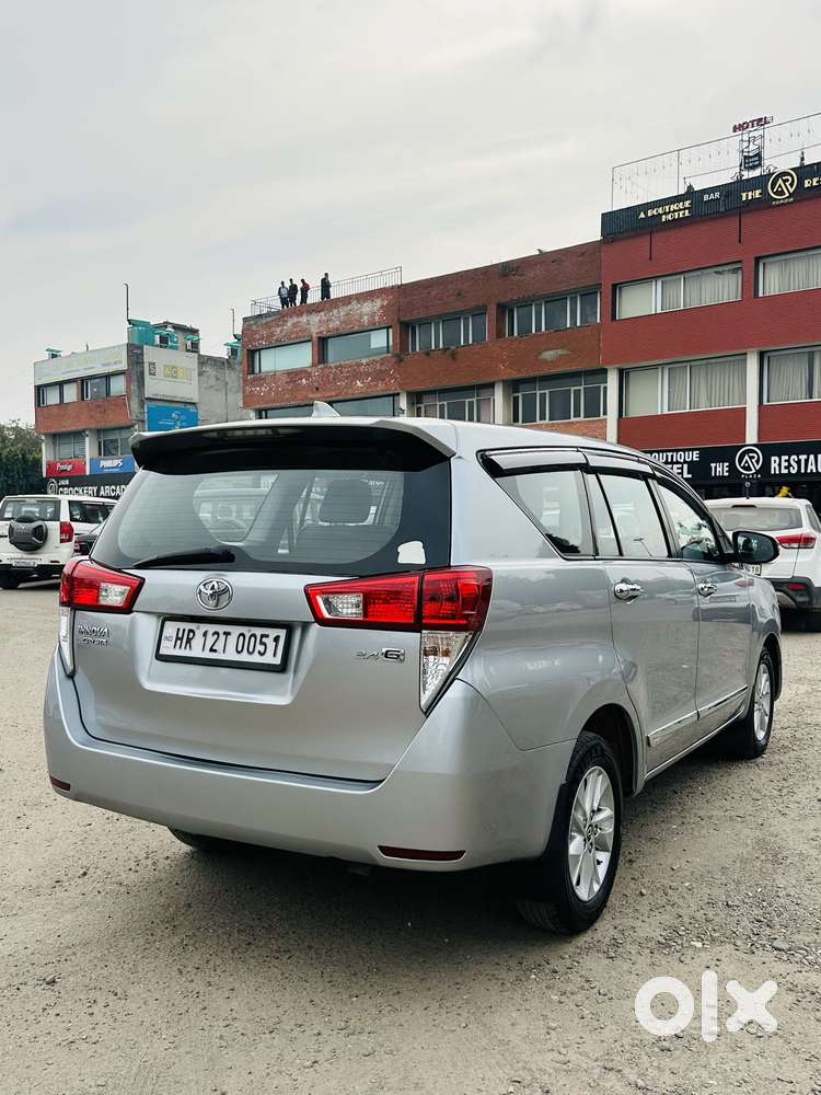 Toyota Innova Crysta 2.4 G Mt 7 Str, 2019, Diesel