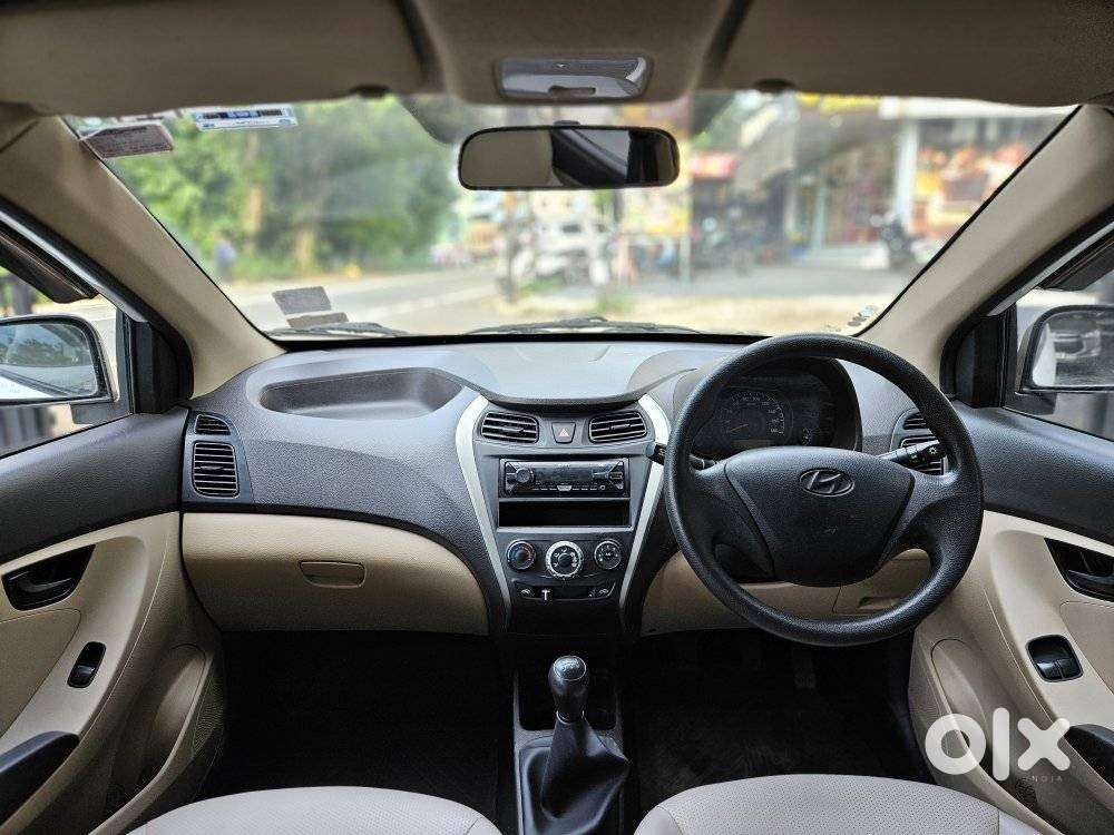 Hyundai Eon Era +, 2017, Petrol