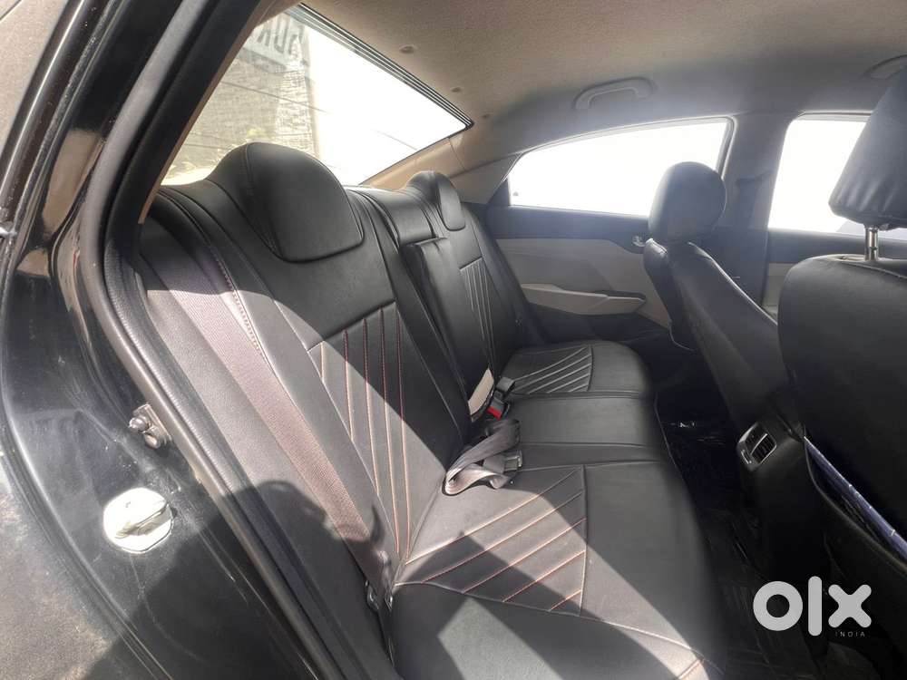 Hyundai Verna 2023 Petrol Without Sunroof