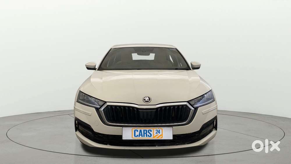 Skoda Octavia 2.0 Style Tsi At, 2022, Petrol
