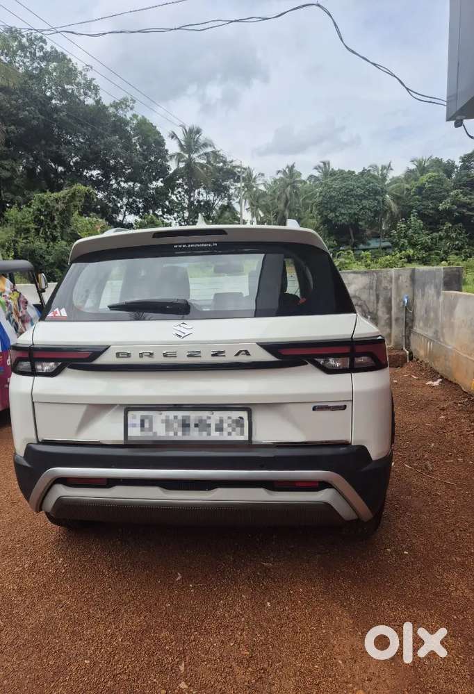 2023 Maruti Suzuki Brezza Zxi Hybrid
