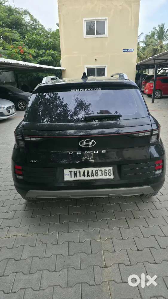 Hyundai Venue Sx(o) Diesel Manual  July 2022  First Owner  88k Kms