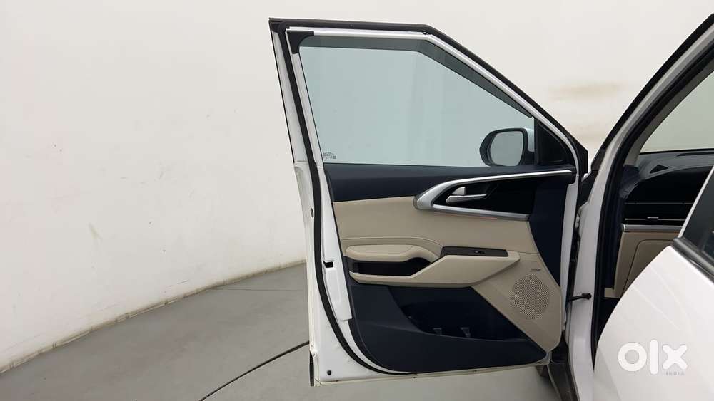 Kia Carens 1.5 Luxury Plus Diesel At 6 Str, 2022, Diesel