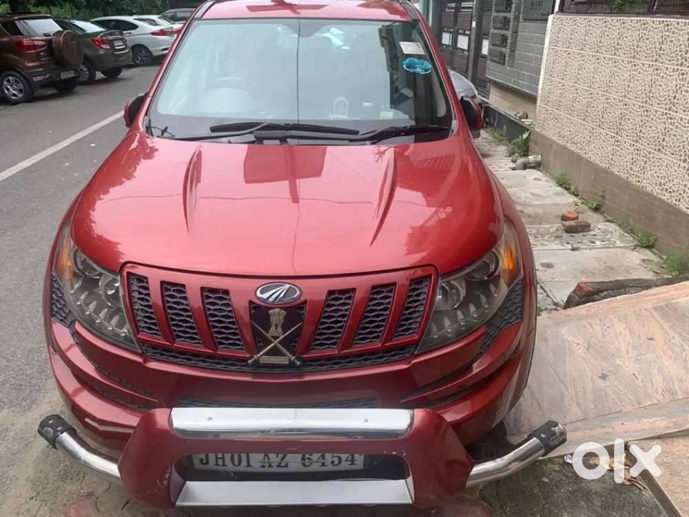 Mahindra Xuv500 2013 Diesel 75000 Km Driven