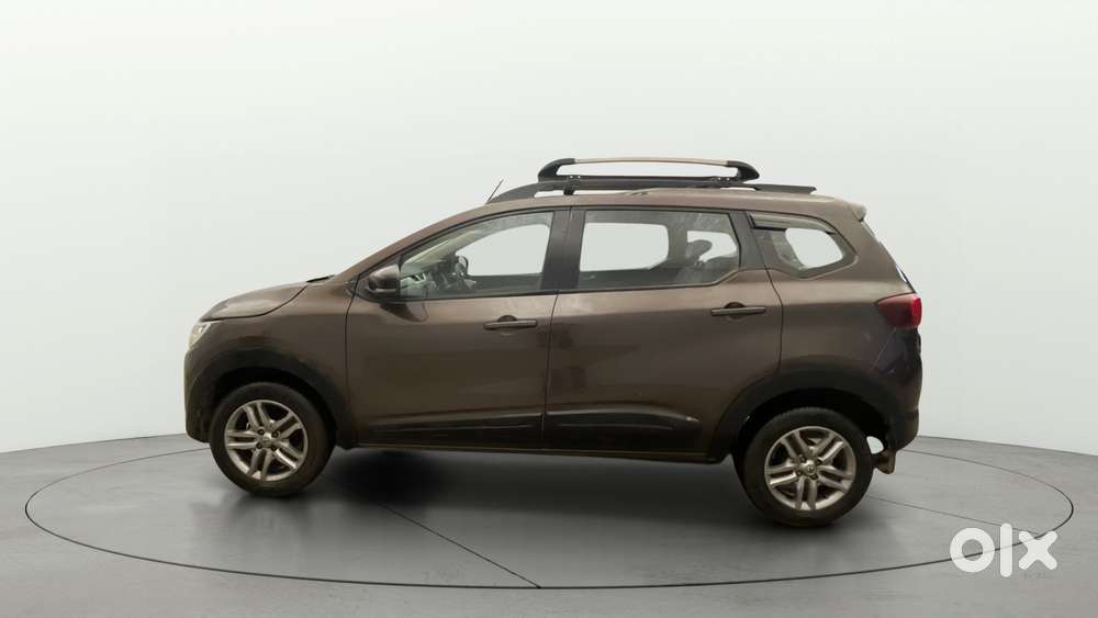 Renault Triber Rxz Easy-r Amt, 2022, Petrol