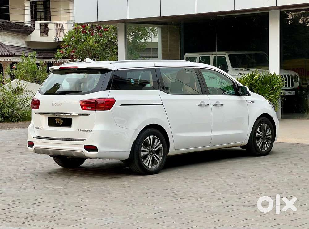 Kia Carnival Limousine Plus 7 Str, 2022, Diesel