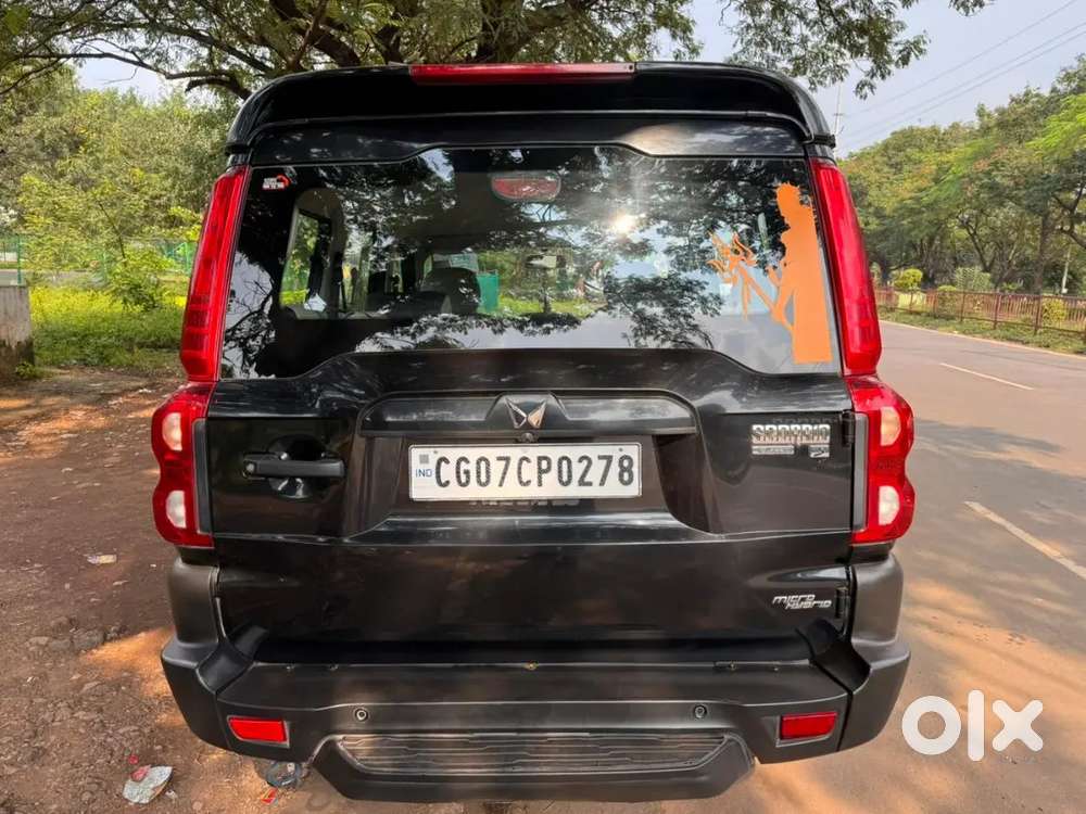 Scorpio Classic S 2023 October Showroom Recorded A1 Condtn Excellent