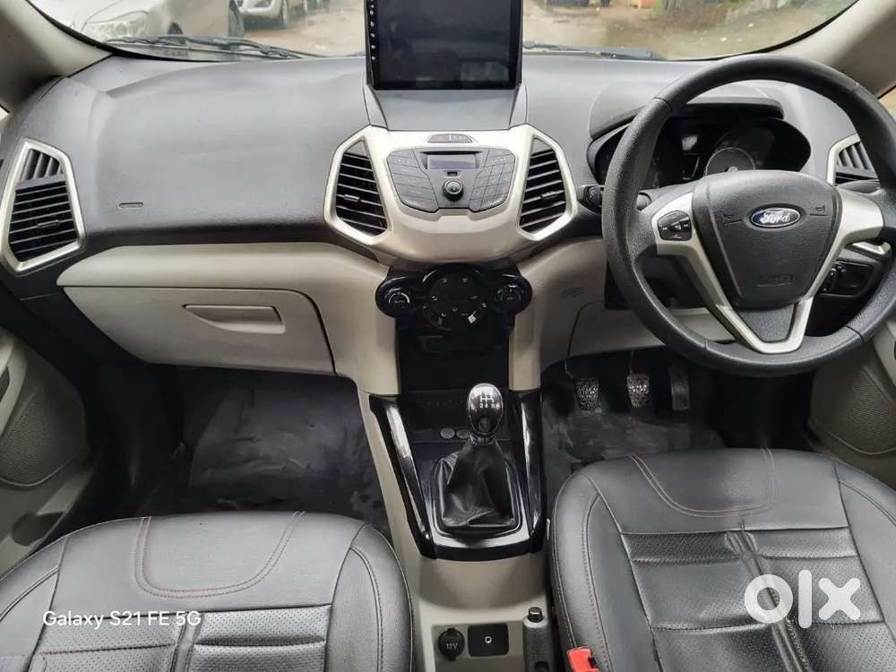 Showroom Track Ford Ecosport Petrol 2016