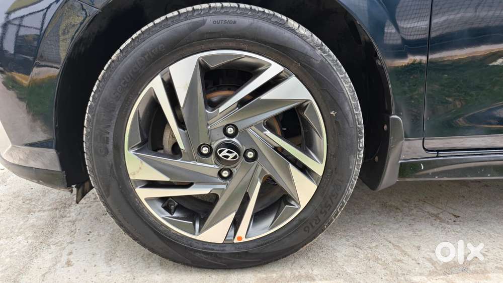Hyundai I20 Petrol Asta Option, 2022, Petrol