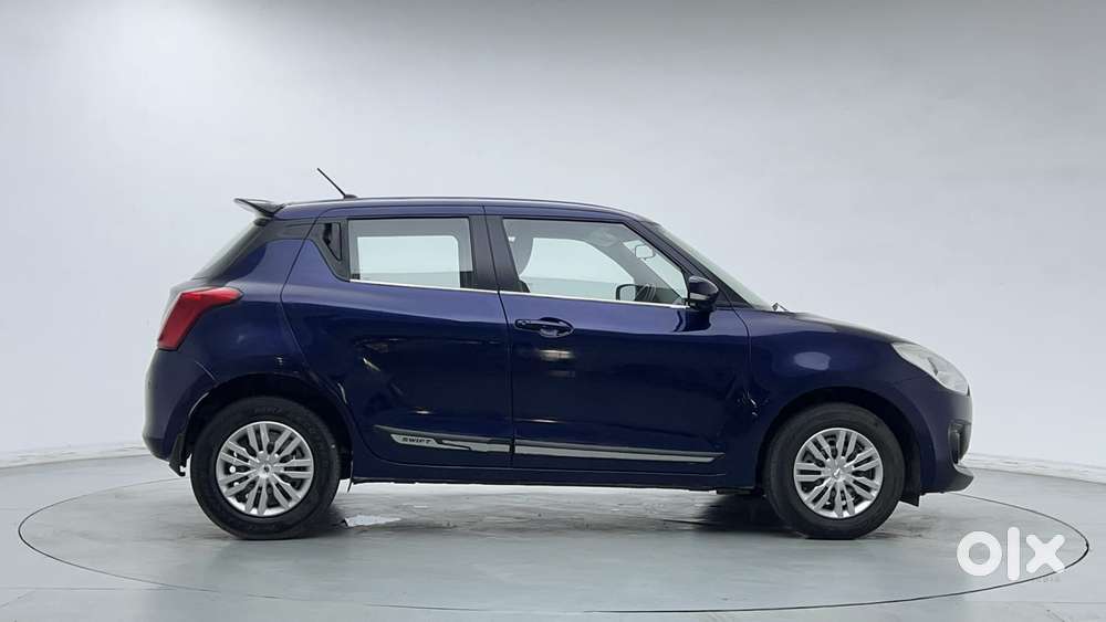 Maruti Suzuki Swift 2018 Vxi, 2022, Petrol