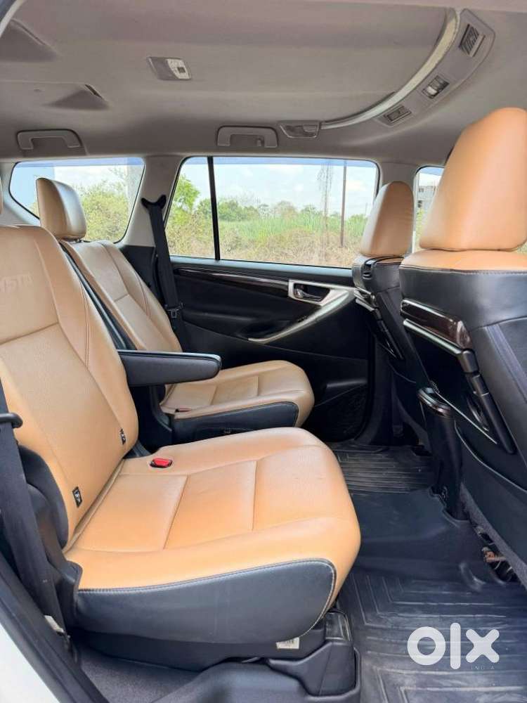 Toyota Innova Crysta 2.8 Zx Automatic 7 Str, 2023, Diesel
