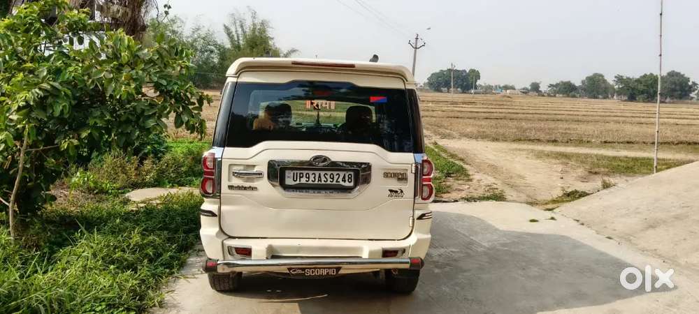 Mahindra Scorpio Classic 2016 Diesel 85000 Km Driven
Very Good