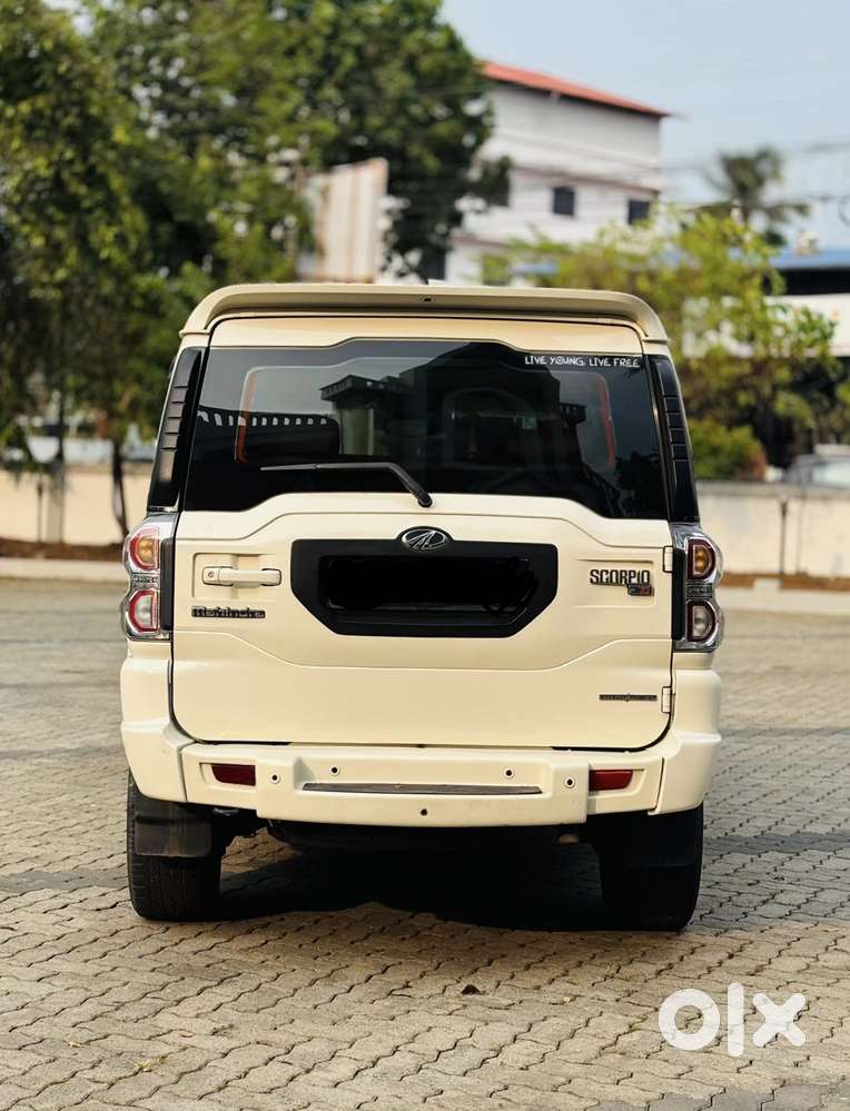 Mahindra Scorpio S10, 2016, Diesel