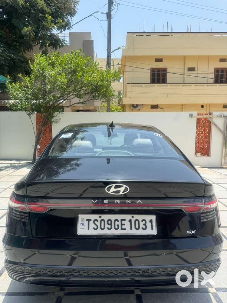 Hyundai Verna 2023 Petrol Car